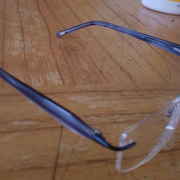 Authentic Jones New York prescription glasses - Picture 5 of 5